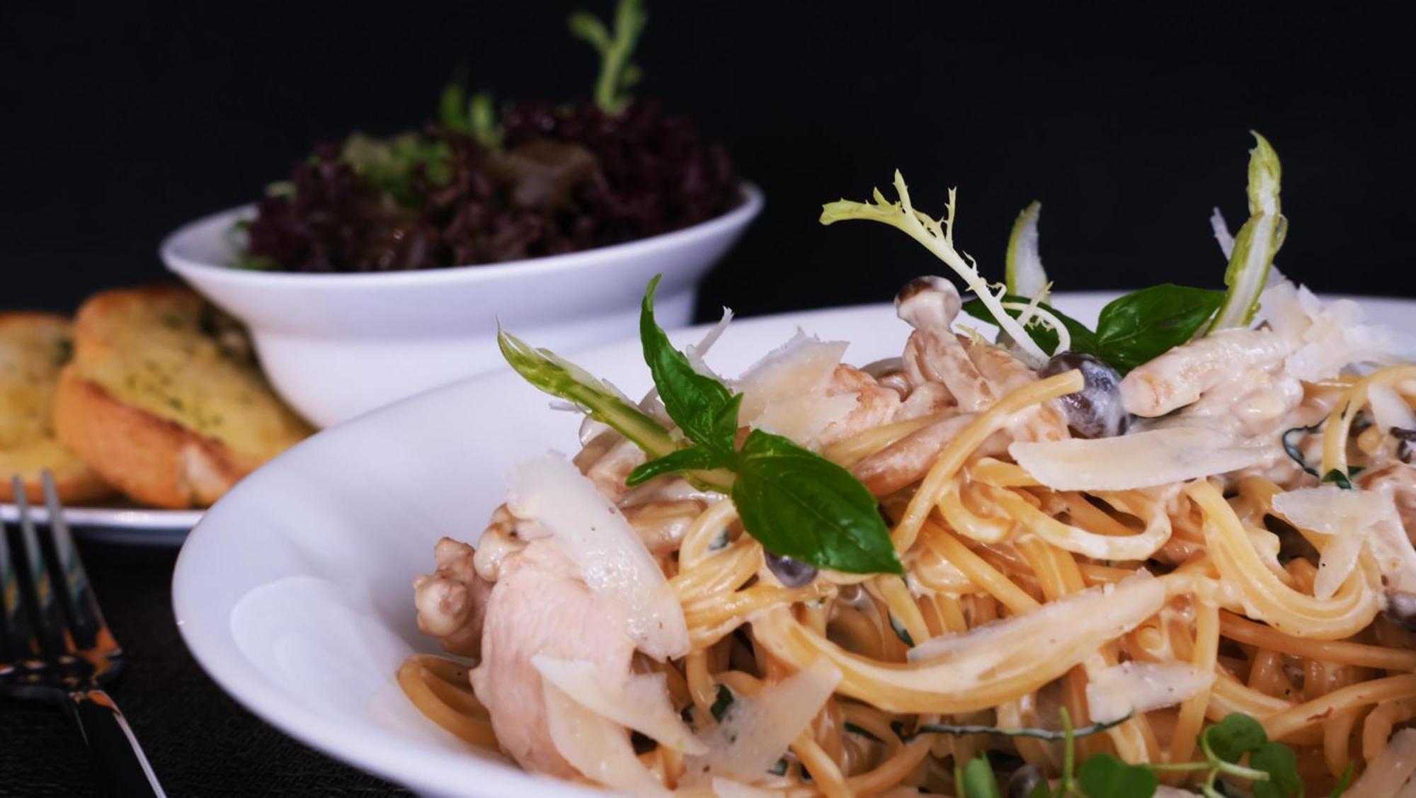 The Bloom Classic - Hotel And Bistro Ханой Екстериор снимка