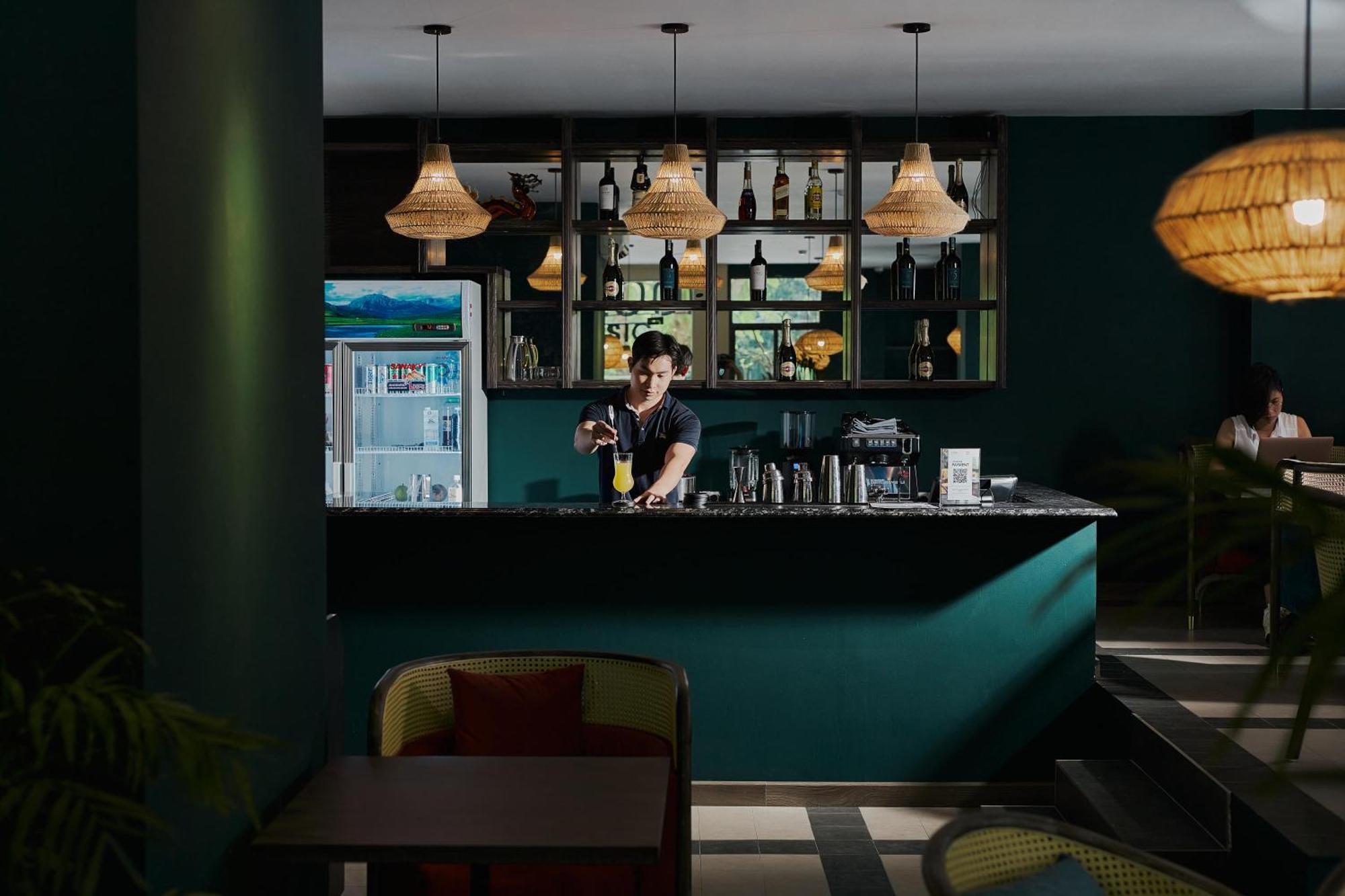 The Bloom Classic - Hotel And Bistro Ханой Екстериор снимка